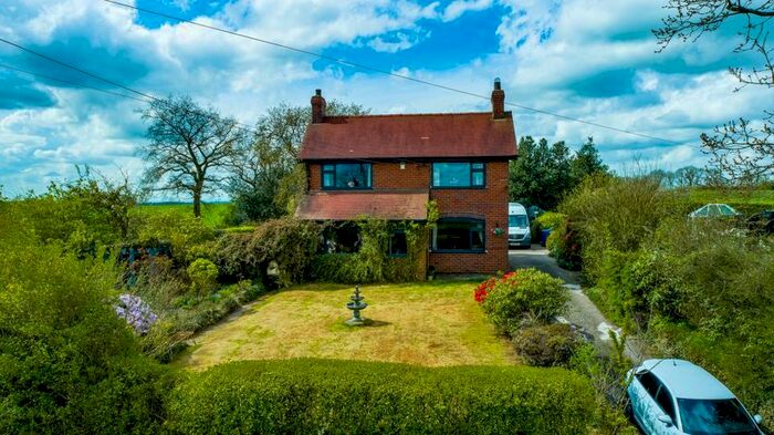 3 Bedroom Detached House For Sale In Moss Lane, Hilderstone, Stone, ST15