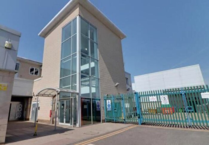 2 Bedroom Flat To Rent In Misterton Court, Orton Goldhay, Peterborough, PE2