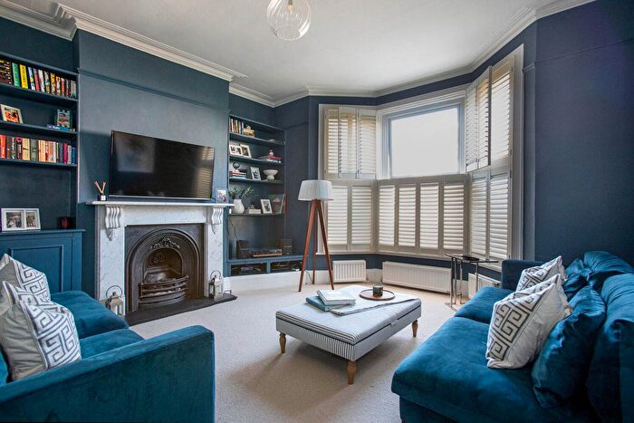 4 Bedroom Terraced House For Sale In Arngask Road, London, SE6
