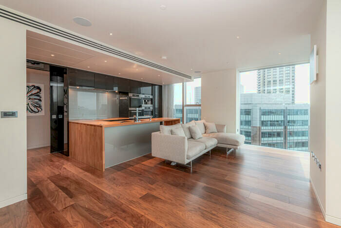 2 Bedroom Apartment To Rent In The Heron, Moor Lane, EC2Y