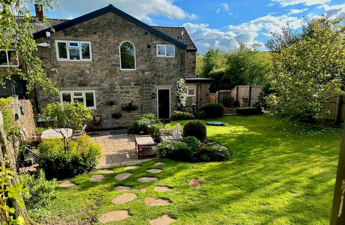 4 Bedroom Semi-Detached House For Sale In Hamsteels Lane, Langley Park, DH7