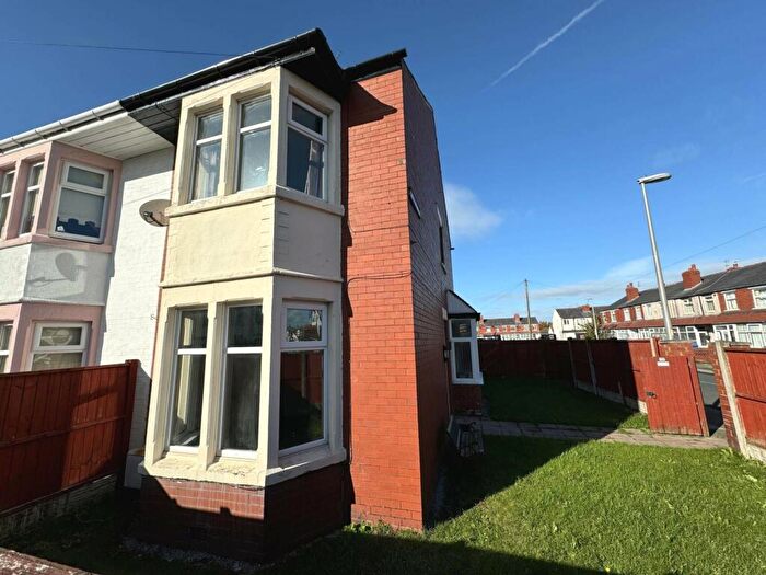 3 Bedroom House To Rent In Pickmere Avenue, Blackpool, FY4