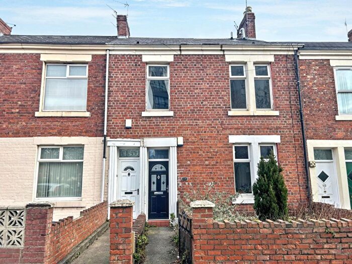 3 Bedroom Flat To Rent In Heaton Park Road, Heaton, Newcastle Upon Tyne, NE6
