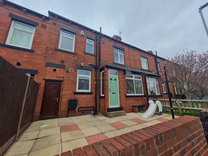 3 Bedroom Terraced House To Rent In Wooler Avenue, Beeston, Leeds, LS11