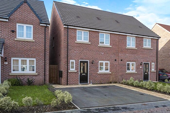 3 Bedroom Semi-Detached House For Sale In Roxbury Drive, Hatfield, Doncaster, DN7