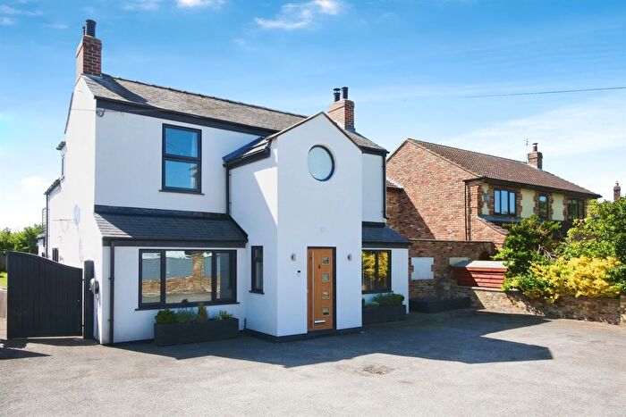 4 Bedroom Detached House For Sale In York Road, Haxby, York, YO32