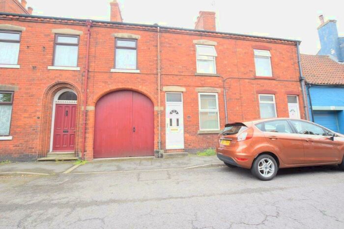 2 Bedroom Terraced House To Rent In Newport, Barton-upon-Humber, DN18