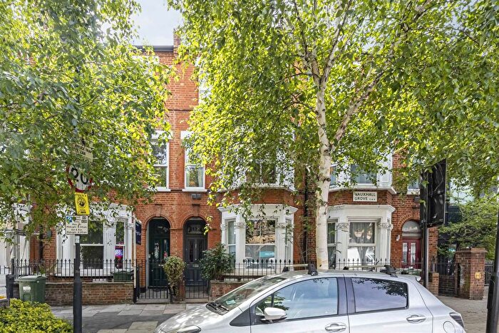 4 Bedroom Property To Rent In Vauxhall Grove, Vauxhall Grove, SW8
