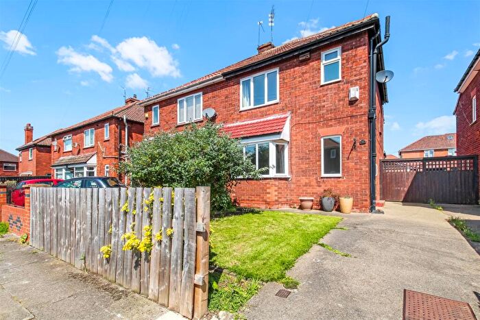 3 Bedroom Semi Detached House For Sale In Latimer Road, Darlington, DL1