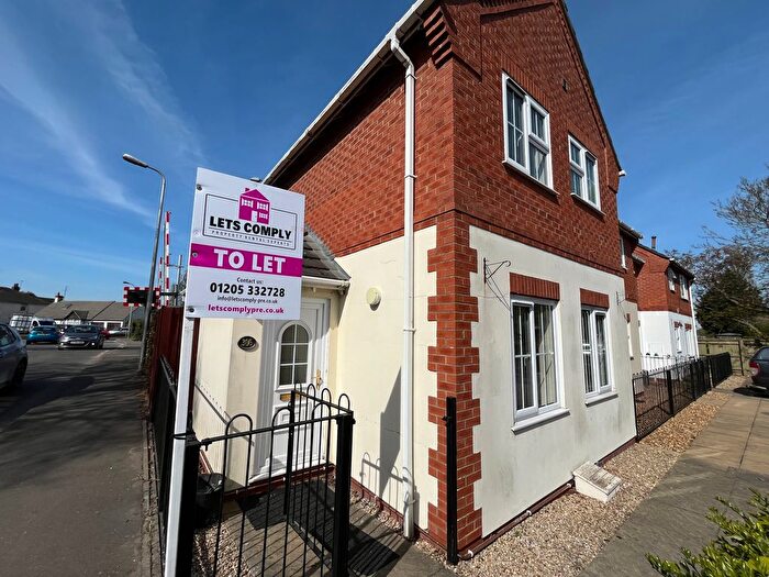2 Bedroom Terraced House To Rent In Park Road, Spalding, PE11