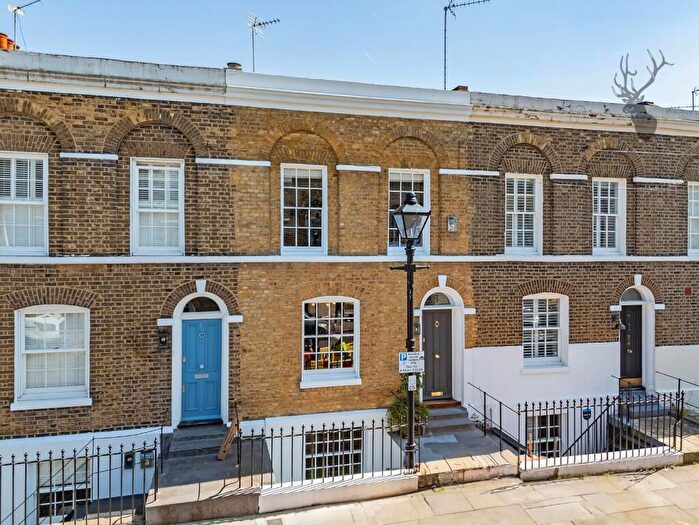 3 Bedroom Terraced House To Rent In Aberavon Road, Bow, E3