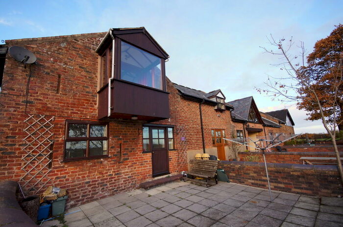 2 Bedroom Barn Conversion To Rent In Starkey Lane, Northop, CH7