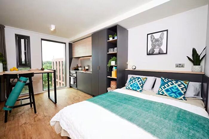 1 Bedroom Flat To Rent In Students - Vita Student Pebble Mill, Pershore Rd, B29