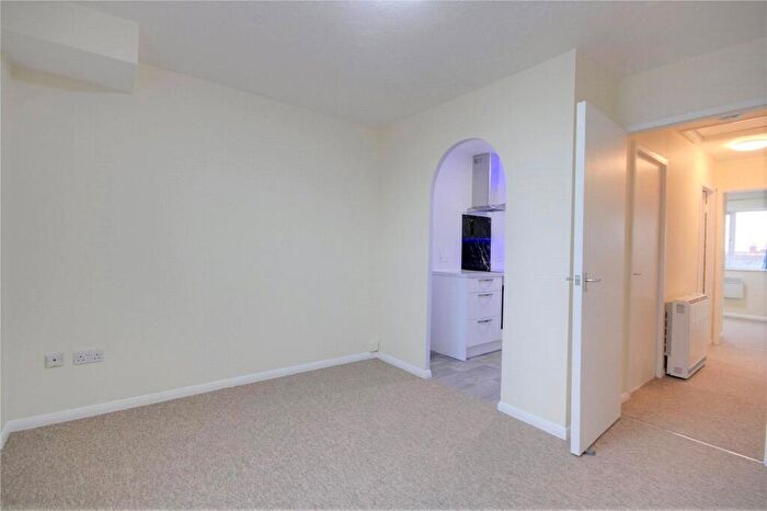 2 Bedroom Apartment To Rent In Rose Street, Rodbourne, Swindon, Wiltshire, SN2