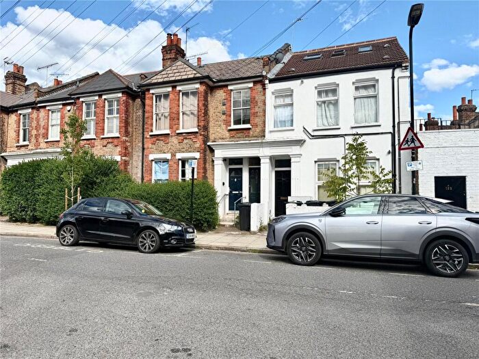 1 Bedroom Apartment To Rent In Geldeston Road, London, E5