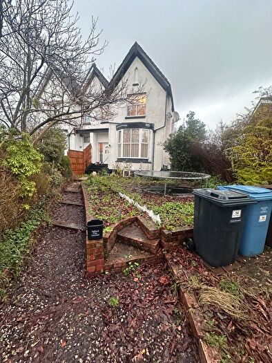 4 Bedroom Detached House To Rent In The Polygon, Salford, M7