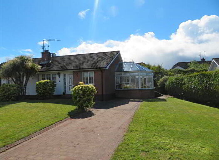 3 Bedroom Semi-detached Bungalows For Sale In Cambrai Heights, Waringstown, BT66