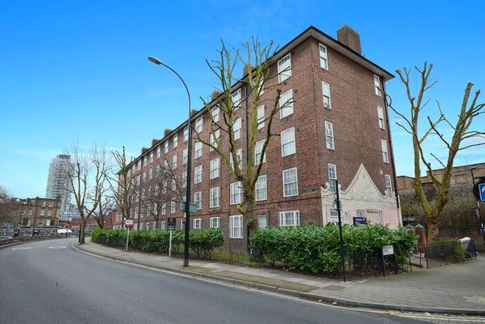 1 Bedroom Flat To Rent In Frankham House, Frankham Street, London, SE8