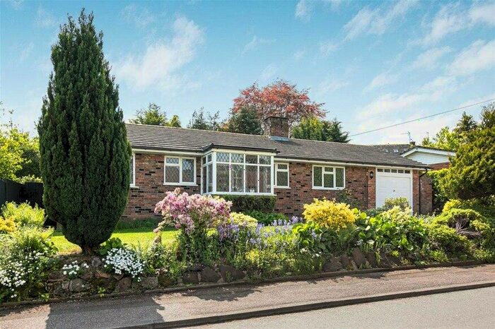 3 Bedroom Detached Bungalow To Rent In Moreton End Lane, Harpenden, AL5