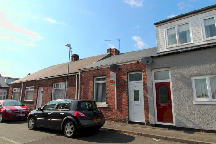 2 Bedroom Bungalow To Rent In Grosvenor Street, Sunderland, SR5