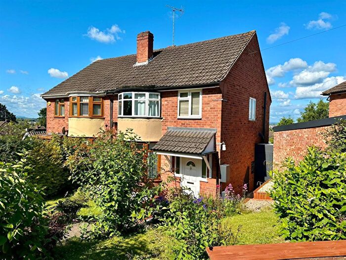 3 Bedroom Semi-detached House For Sale In Audley Crescent, Aylestone Hill, Hereford, HR1