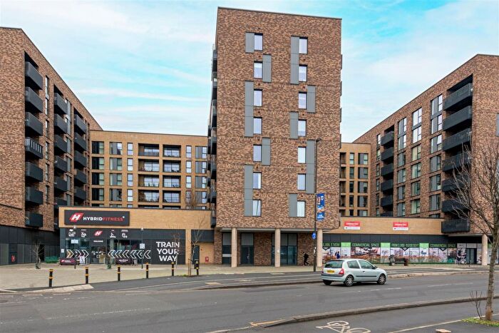 2 Bedroom Flat For Sale In Plough Lane, London, SW17