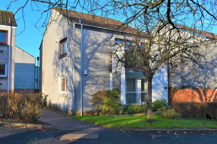 1 Bedroom Flat To Rent In Southgate, Milngavie, Glasgow, G62