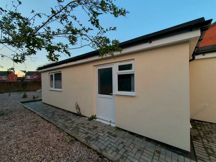 1 Bedroom Flat To Rent In Belvoir Road, Coalville, LE67