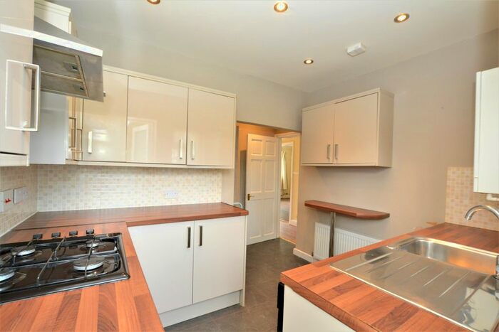 2 Bedroom Maisonette To Rent In Otterburn Gardens, Isleworth, TW7