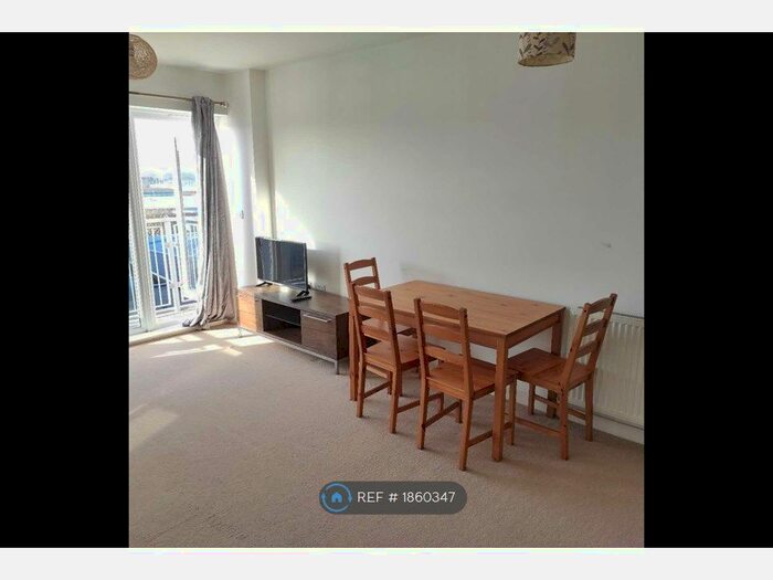 1 Bedroom Flat To Rent In Peebles Court, Croydon, CR0
