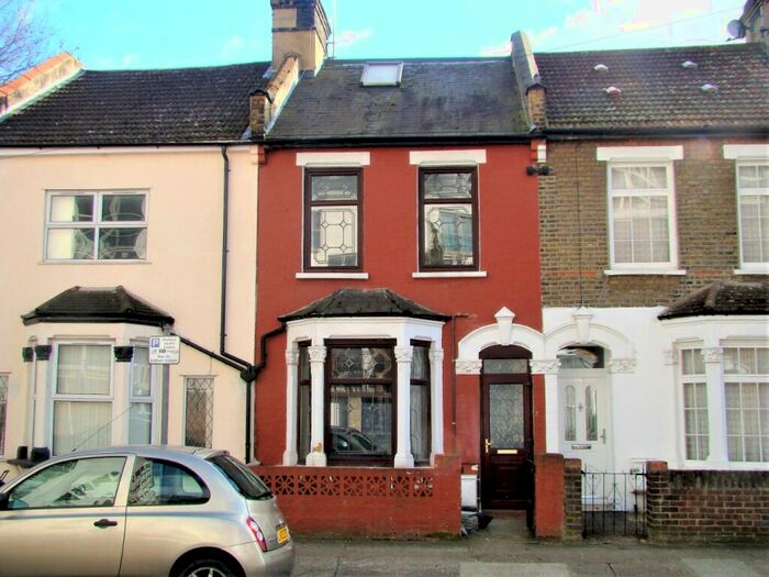 3 Bedroom Terraced House To Rent In Mellish Street, Isle Of Dogs, E14