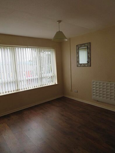 1 Bedroom Flat To Rent In Pembroke Court, Alma Road, Rochdale, OL12