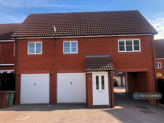 2 Bedroom Flat To Rent In Carillon Close, Hoo, Rochester, ME3