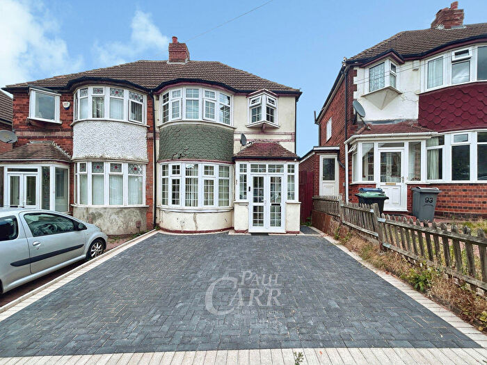 3 Bedroom Semi-Detached House For Sale In Wensleydale Road, Great Barr, Birmingham, B42