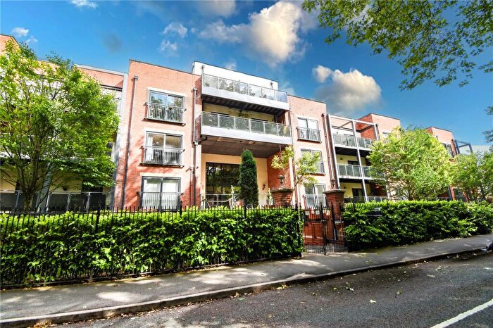 2 Bedroom Apartment For Sale In Highmarsh Crescent, West Didsbury, M20