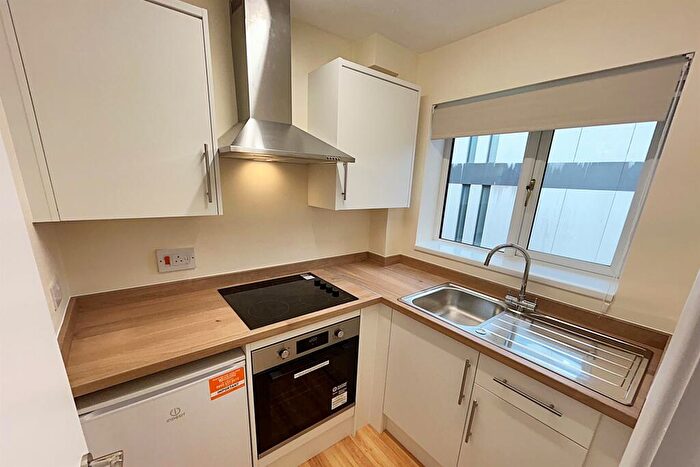 Flat To Rent In Winchester City Centre, SO23