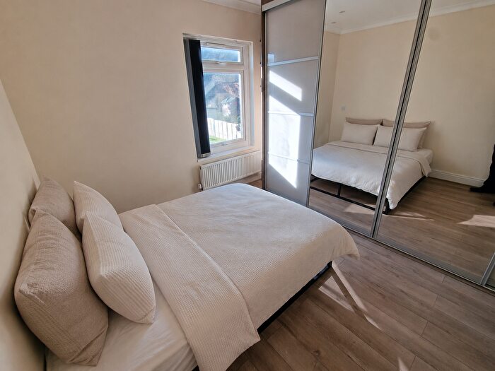 1 Bedroom Property To Rent In Ashburnham Road, Luton, Bedfordshire, LU1