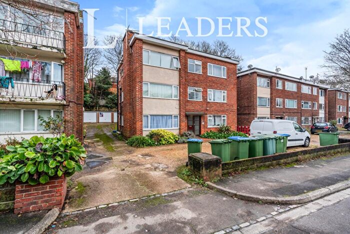 1 Bedroom Apartment To Rent In Woodside Court, Woodside Road, Portswood, Southampton, SO17