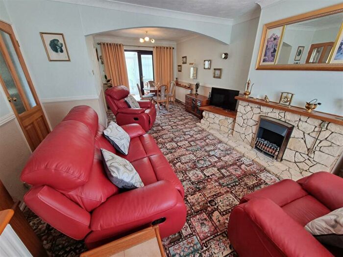 2 Bedroom Semi-Detached House For Sale In Mill Lane, Bradwell, NR31