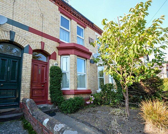 4 Bedroom House To Rent In Gambier Terrace, Garth Road, Bangor, LL57