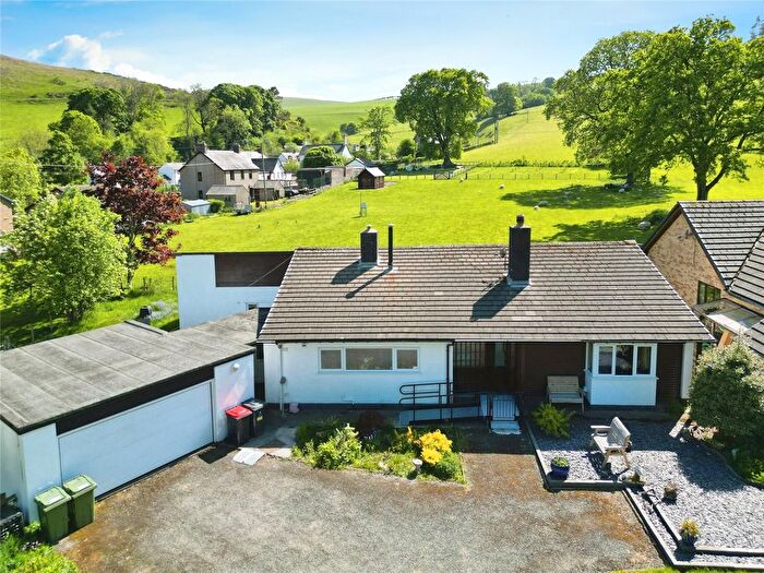 3 Bedroom Bungalow For Sale In Llanarmon Dyffryn Ceiriog, Llangollen, Wrexham, LL20