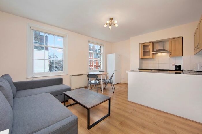 1 Bedroom Flat To Rent In Rathbone Street, East Marylebone, London, W1T