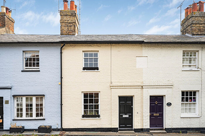 2 Bedroom Terraced House For Sale In Mill Lane, Welwyn, Hertfordshire, AL6