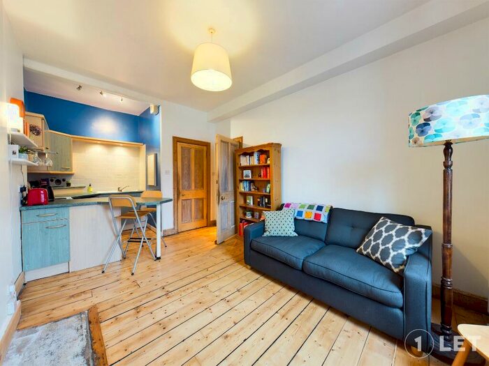 1 Bedroom Flat To Rent In Stewart Terrace, Gorgie, Edinburgh, EH11