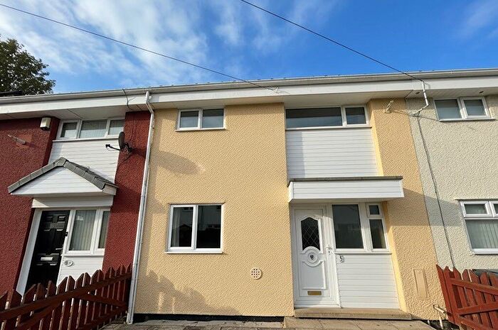 3 Bedroom Terraced House For Sale In Dibsdane, Hull, HU6