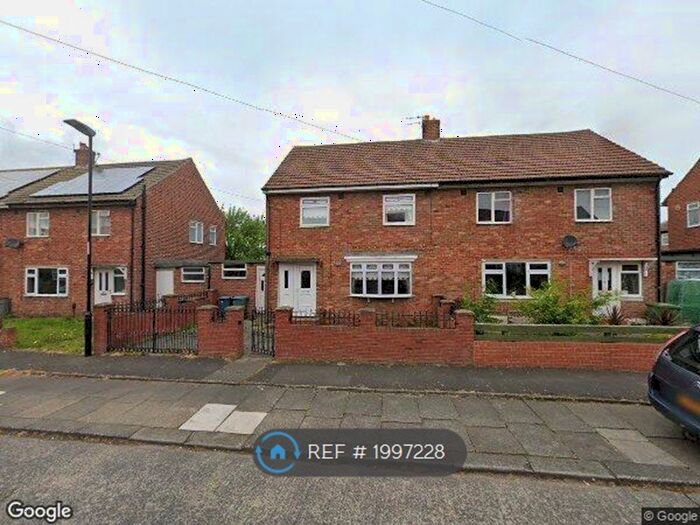 3 Bedroom Semi-Detached House To Rent In Petersham Road, Sunderland, SR4