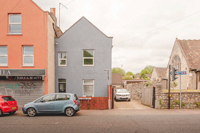3 Bedroom Semi Detached House For Sale In Bedminster Down Road, Bedminster Down, Bristol, BS13