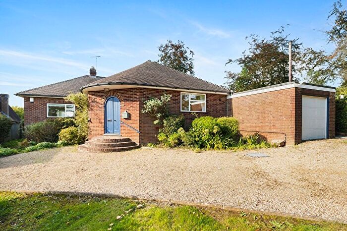 3 Bedroom Detached Bungalow For Sale In Shoreham Lane, St. Michaels, TN30
