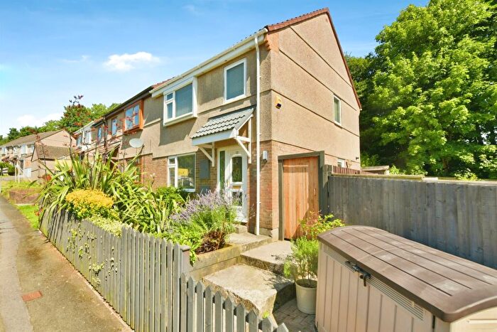 3 Bedroom Semi-Detached House For Sale In Rockwood Road, Plymouth, PL6