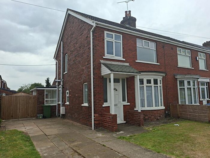 3 Bedroom Semi-Detached House To Rent In Lydbrook Road, Scunthorpe, DN16